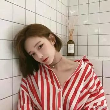 极近边缘海报