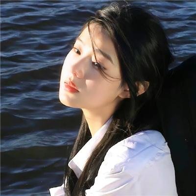 水晶摇篮海报